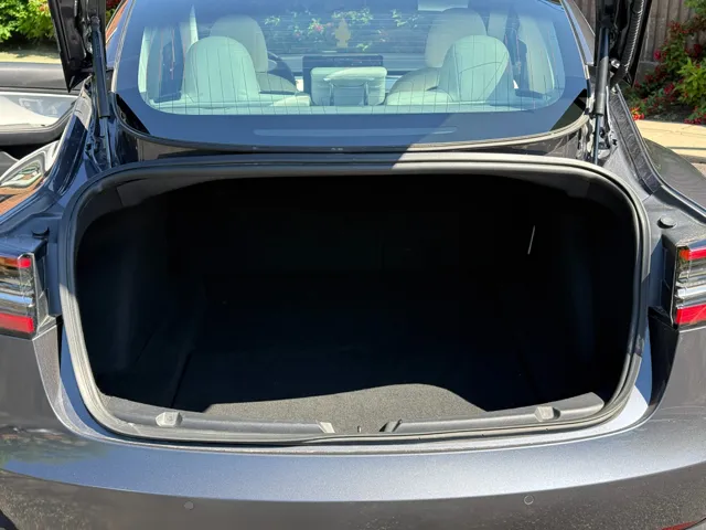 2018 Tesla Model 3 - Photo 23