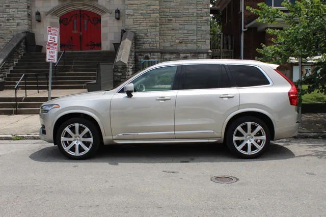 2018 Volvo XC90 Inscription photo 3