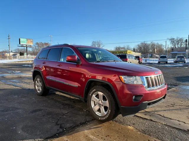 2013 Jeep Grand Cherokee's photo