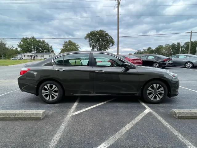 2013 Honda Accord LX photo 4