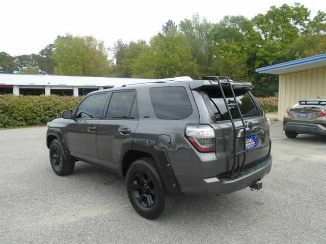 2016 Toyota 4Runner SR5 - Photo 5