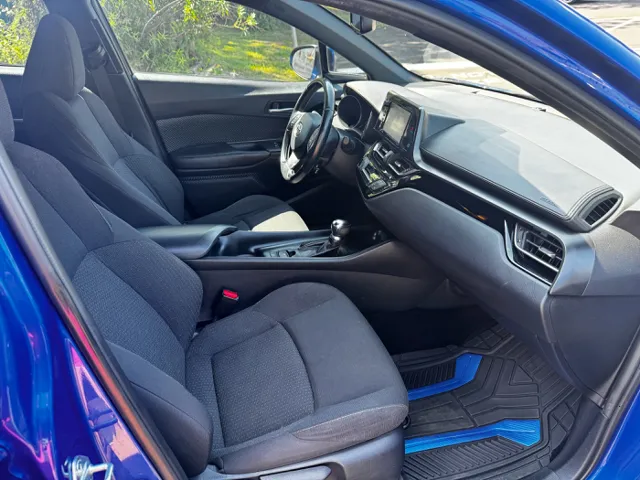2018 Toyota C-HR XLE Premium - Photo 9