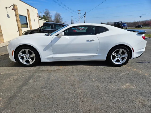 2020 Chevrolet Camaro 1LS 1LT photo 5