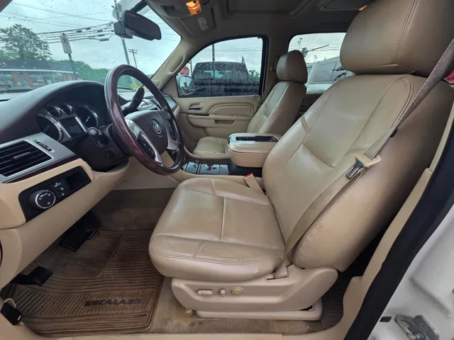 2013 Cadillac Escalade ESV Luxury - Photo 6