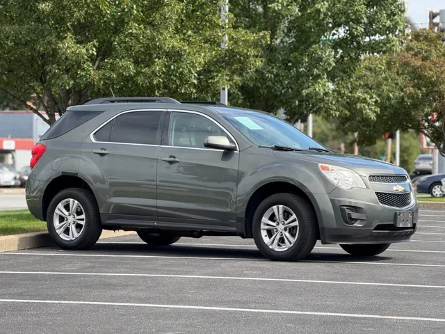 2013 Chevrolet Equinox photo 2
