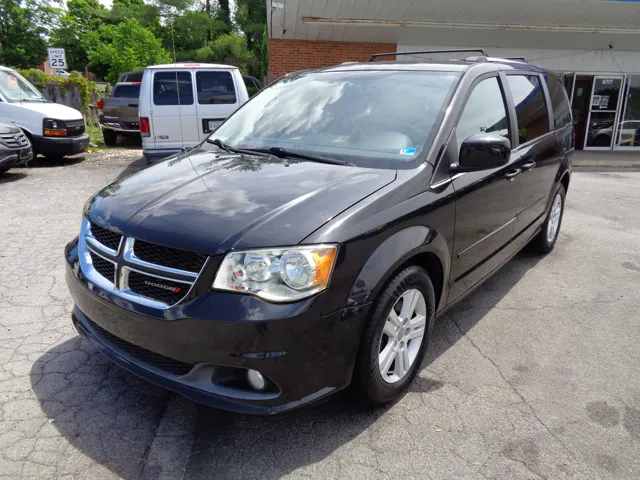 2013 Dodge Grand Caravan Crew's photo