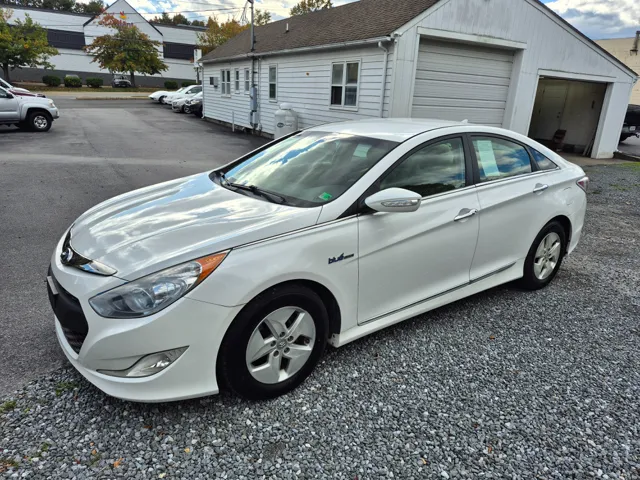 2011 Hyundai Sonata Hybrid Base