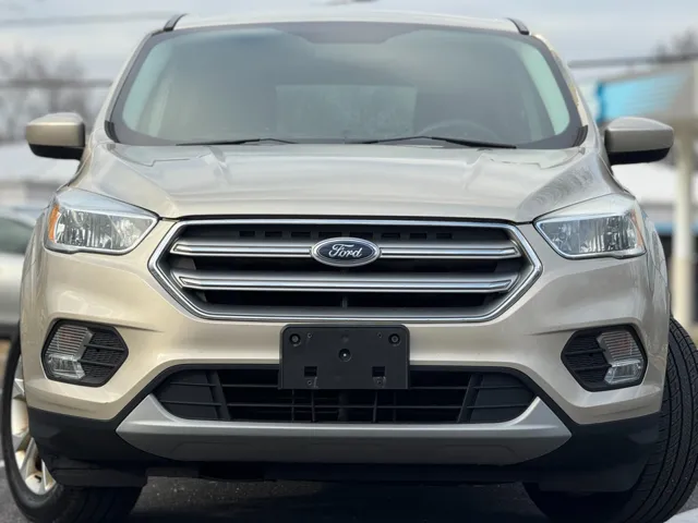 2017 Ford Escape SE - Photo 12