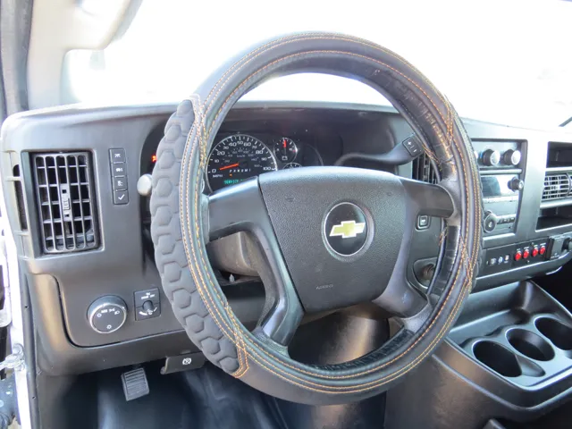 2016 Chevrolet Express 2500 Cargo photo 7
