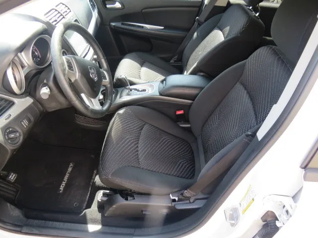 2014 Dodge Journey SXT photo 13
