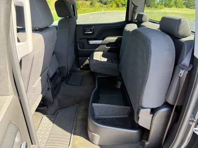 2017 Chevrolet Silverado 1500 LT Z71 photo 19