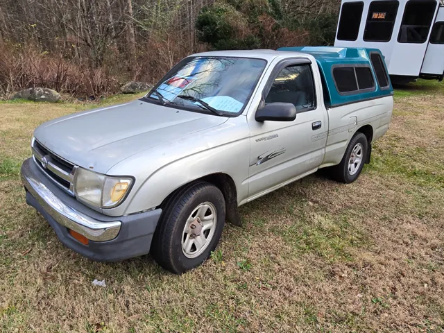 2000 Toyota Tacoma Base