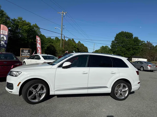 2019 Audi Q7 55 Prestige quattro Tiptronic's photo