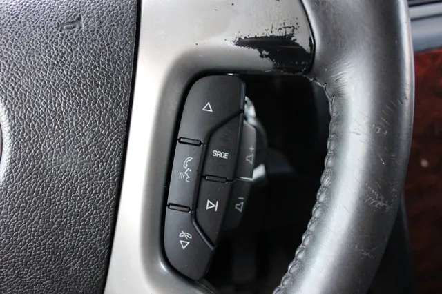 2011 Chevrolet Suburban LT - Photo 29