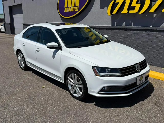 2017 Volkswagen Jetta 1.8T SEL Auto's photo