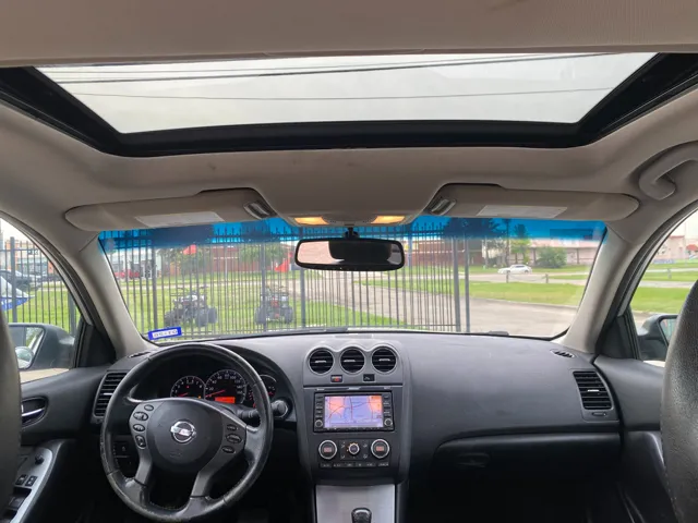 2011 Nissan Altima - Photo 12
