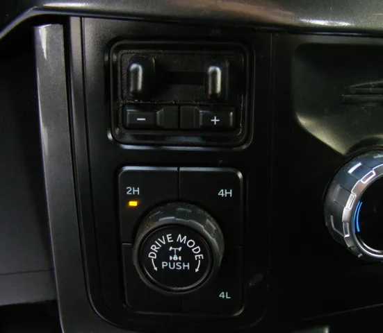 2023 Ford F-150 XLT - Photo 30