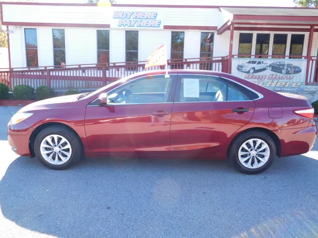 2017 Toyota Camry XLE