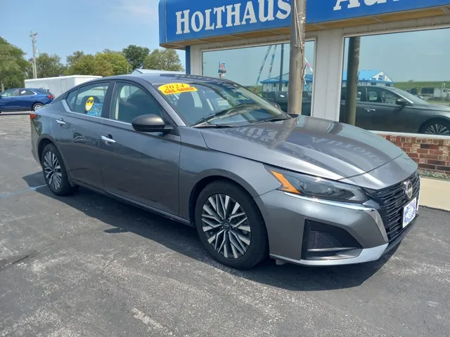 2024 Nissan Altima SV