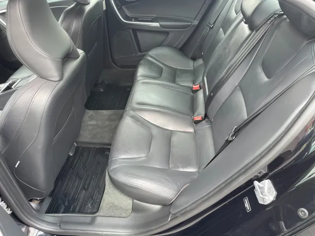2018 Volvo S60 Inscription Platinum - Photo 11