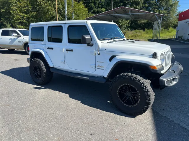 2018 Jeep Wrangler Unlimited Sahara photo 3