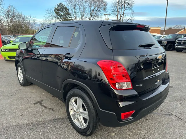 2020 Chevrolet Trax LS - Photo 7