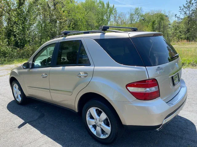 2007 Mercedes Benz ML 500 4MATIC photo 7