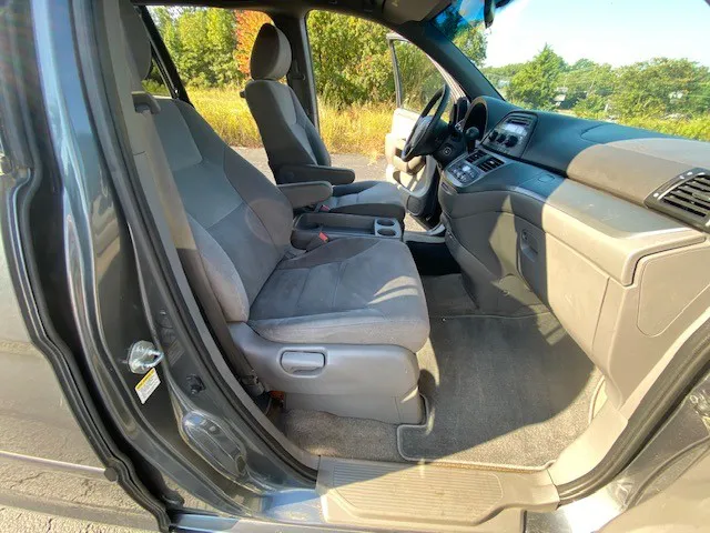 2010 Honda Odyssey EX photo 20