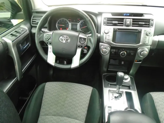 2016 Toyota 4Runner SR5 - Photo 53