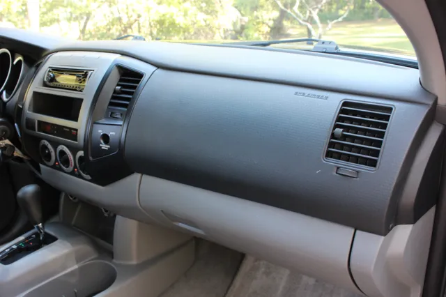 2006 Toyota Tacoma Base - Photo 25
