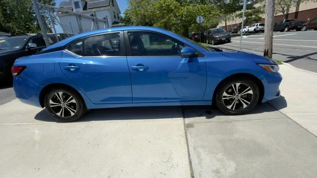 2023 Nissan Sentra SV CVT's photo