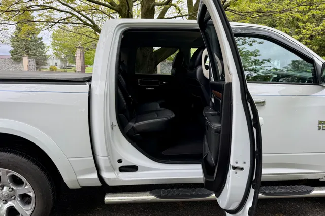 2018 RAM Ram 1500 Pickup Laramie - Photo 23