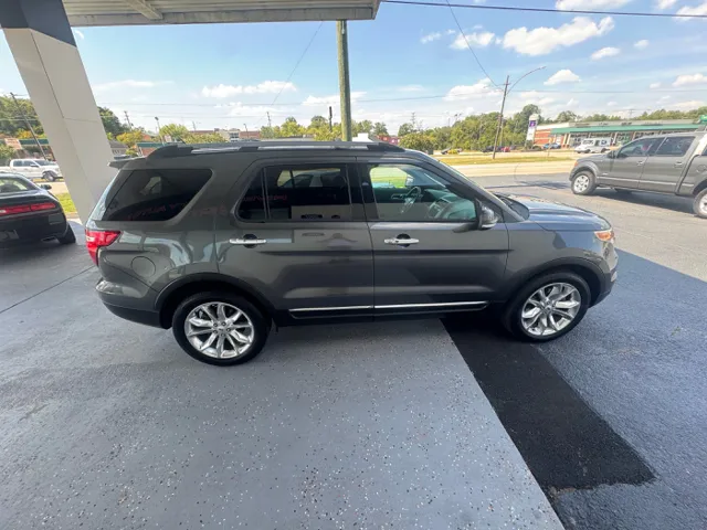 2015 Ford Explorer Limited - Photo 4