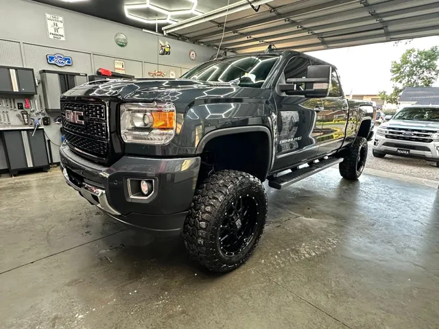 2019 GMC Sierra 2500 Denali HD Denali's photo