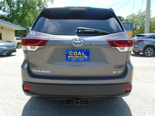 2019 Toyota Highlander SE - Photo 22