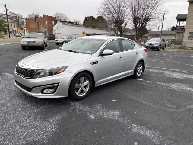 2015 Kia Optima LX's photo