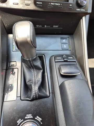 2014 Lexus IS 250 - Photo 22