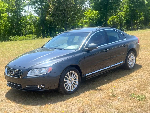 2012 Volvo S80's photo