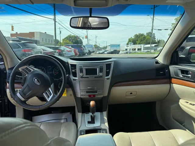 2014 Subaru Outback 2.5i Limited - Photo 13
