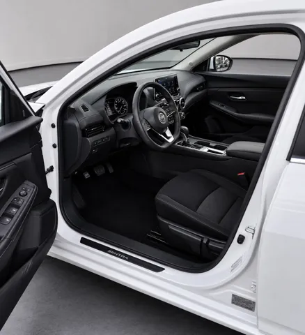 2025 Nissan Sentra SV - Photo 10