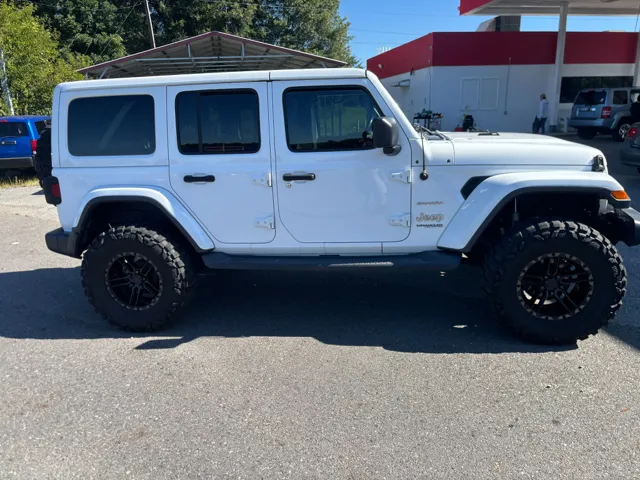 2018 Jeep Wrangler Unlimited Sahara photo 4