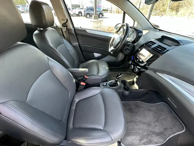2016 Chevrolet Spark 2LT - Photo 13