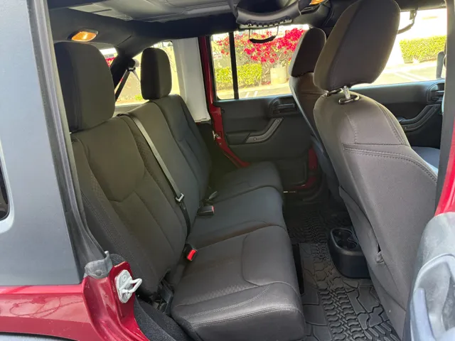 2013 Jeep Wrangler Unlimited - Photo 20