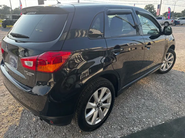 2013 Mitsubishi Outlander Sport SE ES photo 4