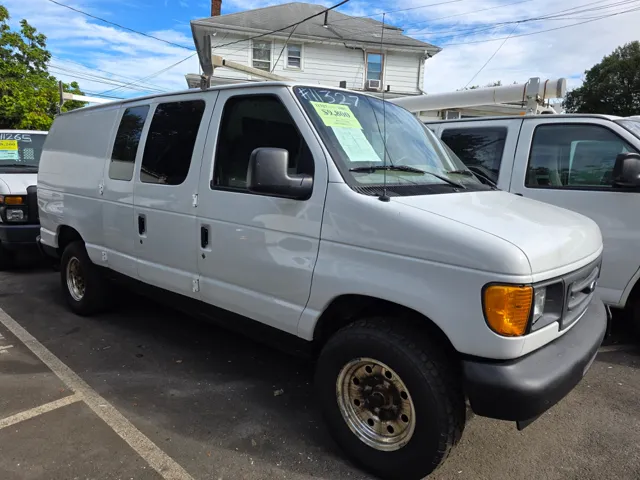 2005 Ford Econoline Van