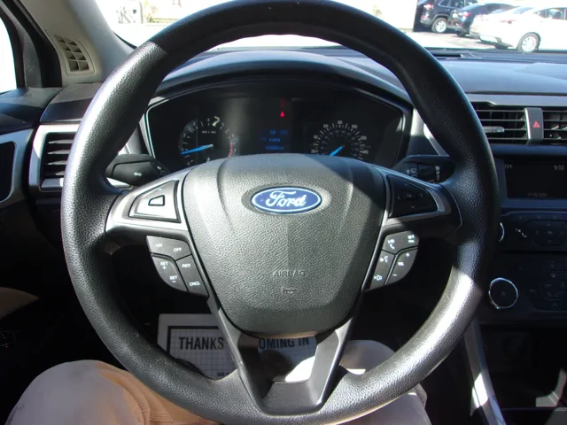 2018 Ford Fusion S - Photo 22