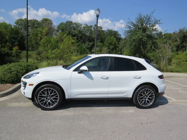 2018 Porsche Macan GTS photo 20