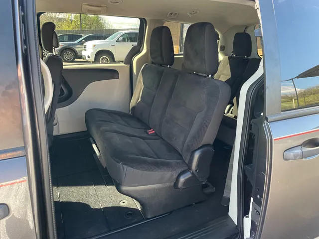 2019 Dodge Grand Caravan SE - Photo 17