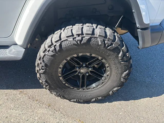 2018 Jeep Wrangler Unlimited Sahara photo 22