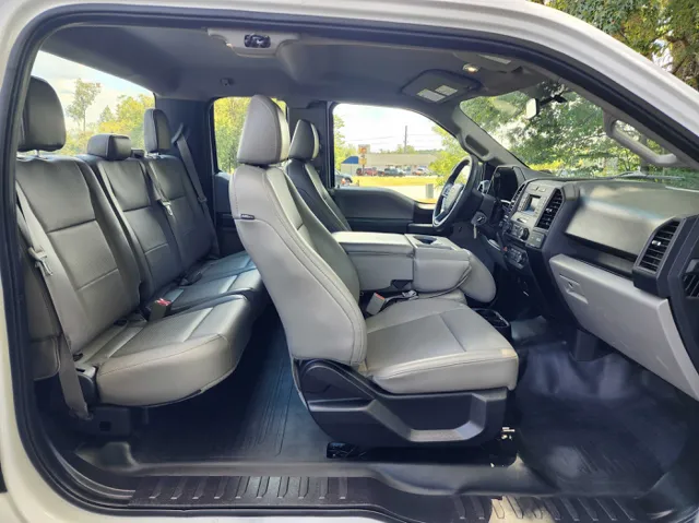 2017 Ford F-150 XL photo 13